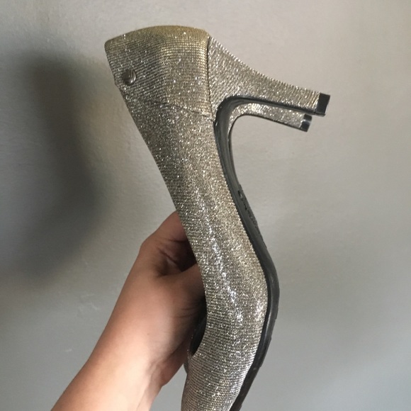 Sparkly 8.5 Heels - Picture 4 of 8